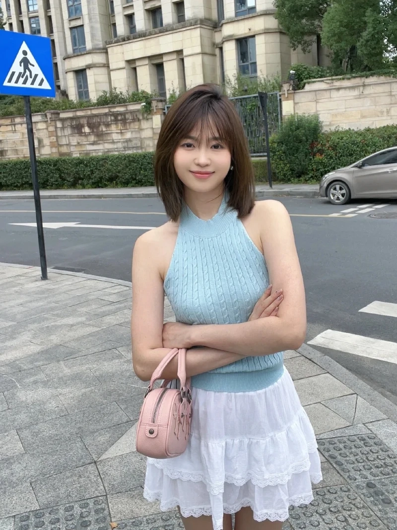 Loạt gái xinh tóc ngắn cute khiến ai nhìn cũng tan chảy