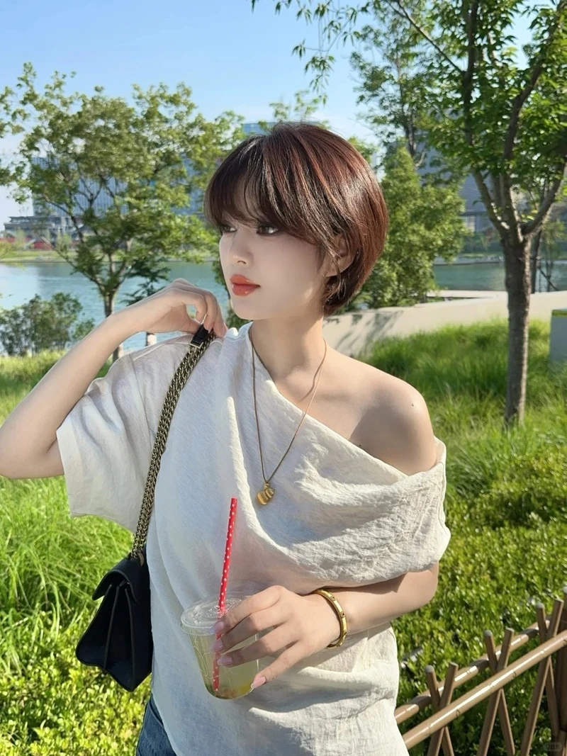 Phong cách nổi bật của gái xinh tóc ngắn cá tính cực thu hút