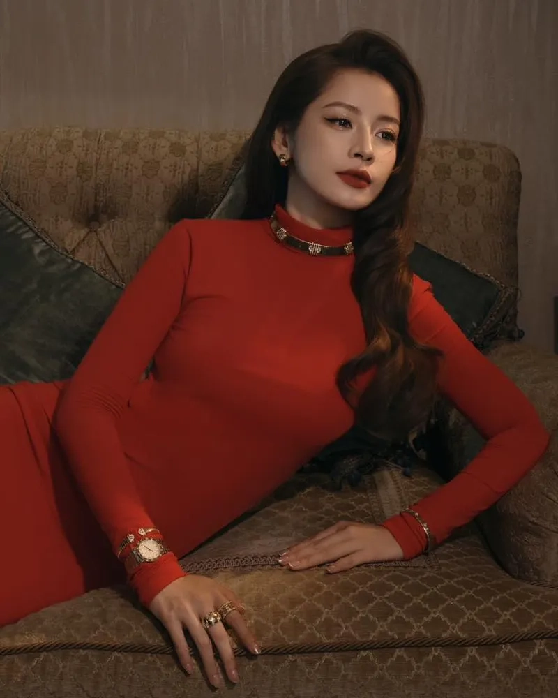 Chi Pu thời trang phong cách quốc