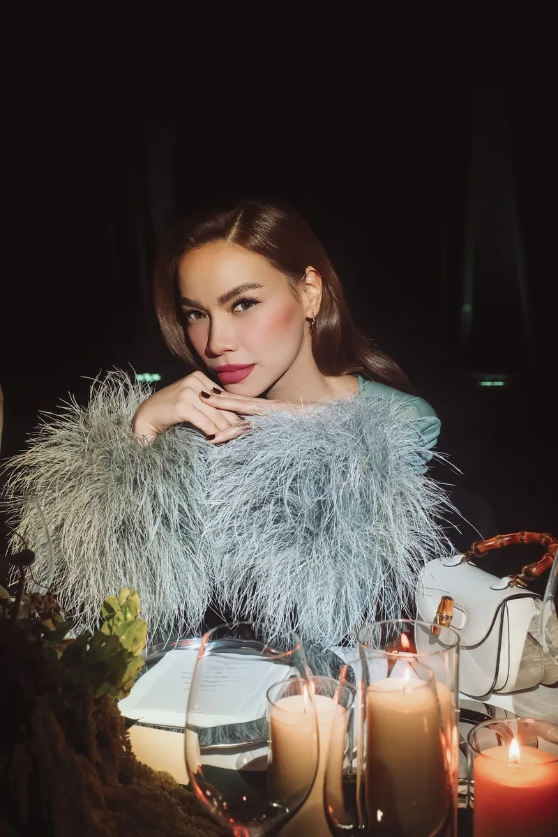 Thời trang Hồ Ngọc Hà mới nhất 2026