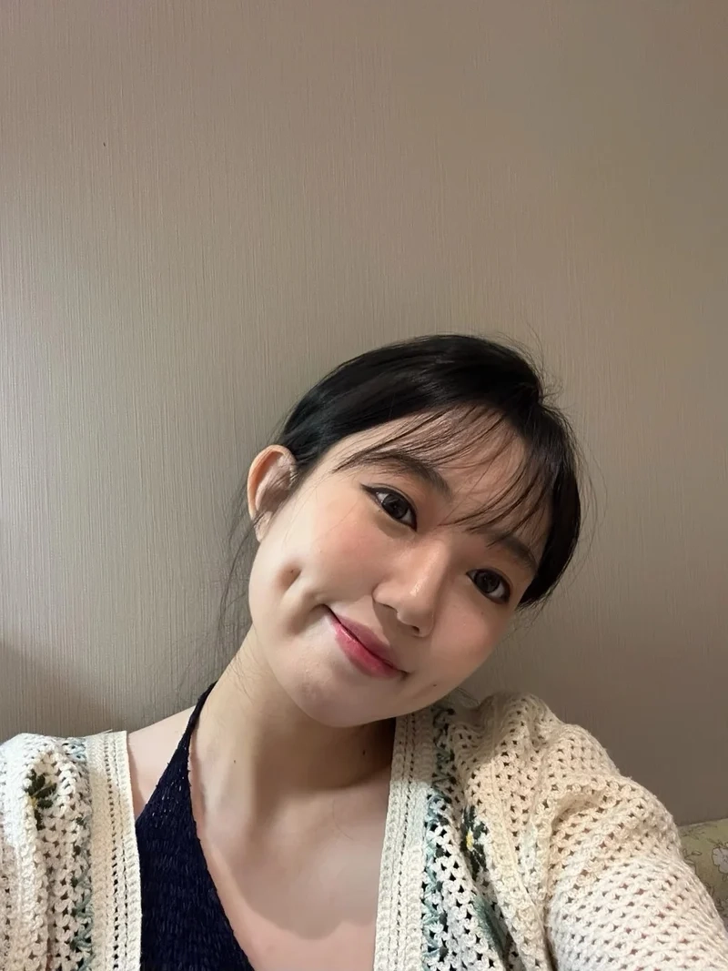 Khoảnh khắc dễ thương với Gái má lúm tạo hình đáng yêu